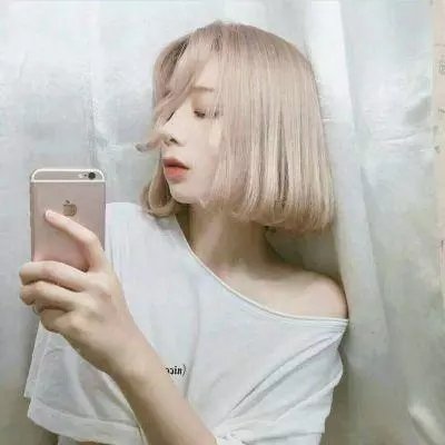 带着魔术盒的男人 焦点图